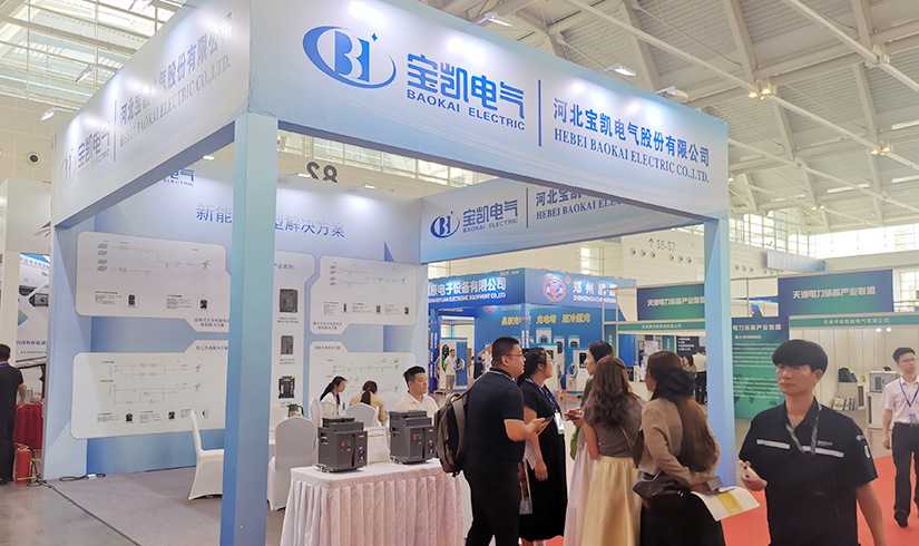 暴击行业天花板！jinnianhui今年会电气硬核技术亮相天津清洁能源展，引央视记者及能源产业巨头现场“挖宝”